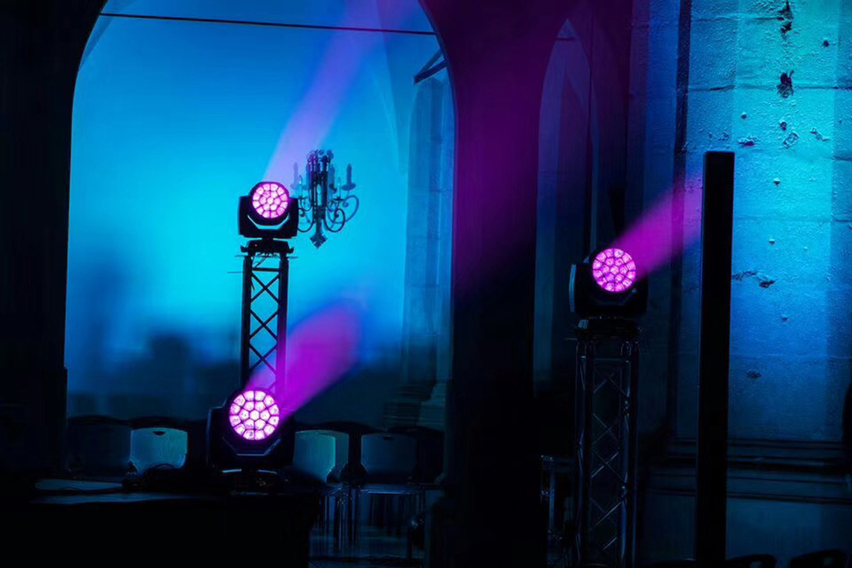 Lehua-19x15w-b-b-eye-moving-light-light